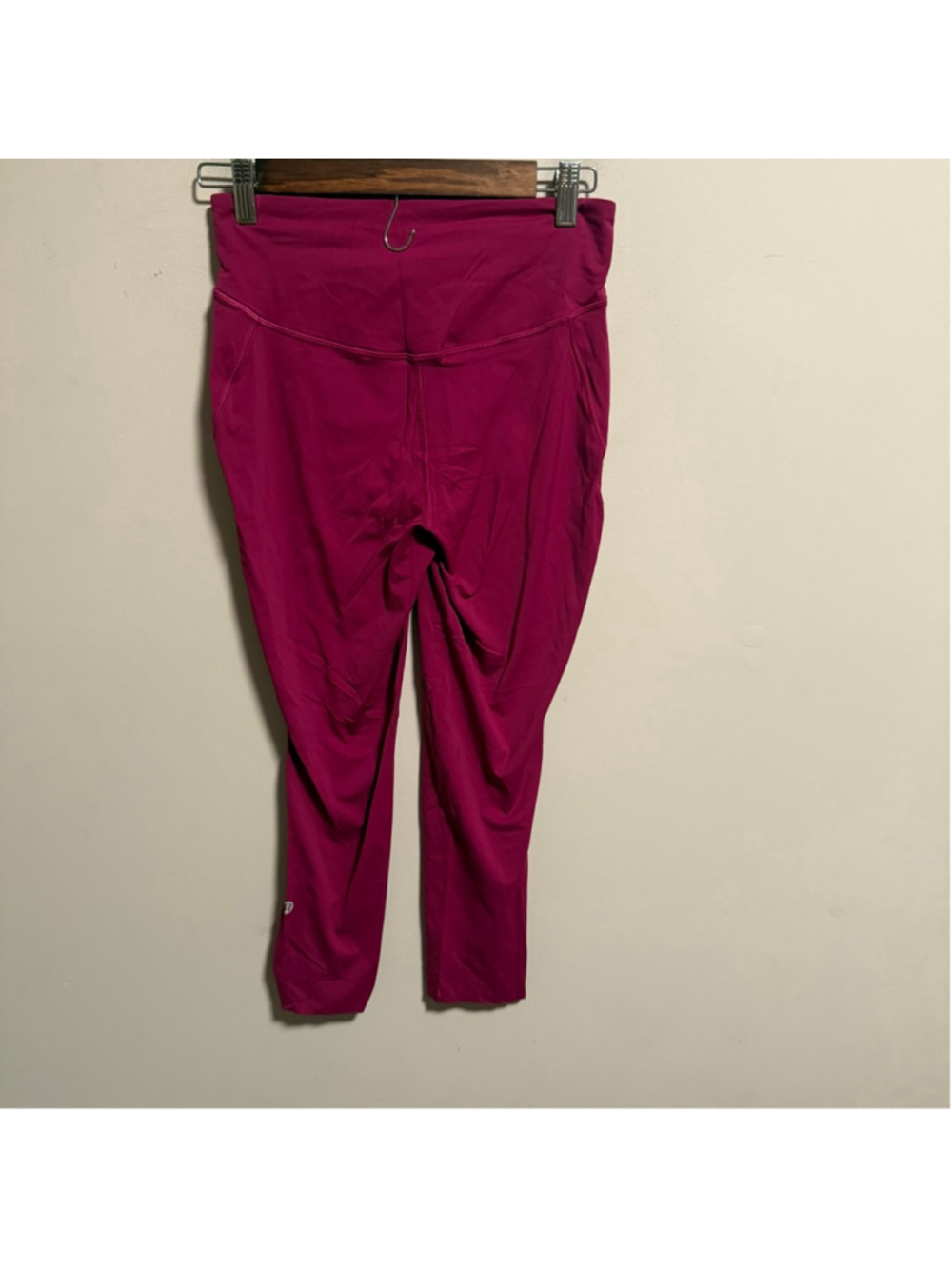 Lululemon Base Pace High-Rise Crop 23" Magenta Purple- Size 8